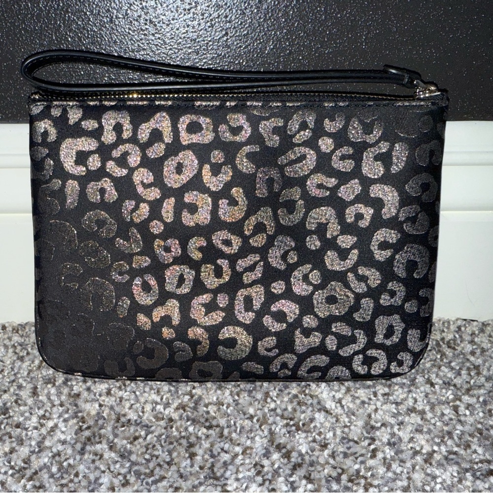Kate spade black leopard Chelsea wristlet - Picture 2 of 7